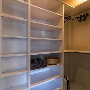 Charmy & Cozy Panoramic Flat 50m From M4 Stop Milano