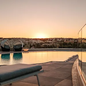 Hotel Hyatt Regency Malta, San Ġiljan